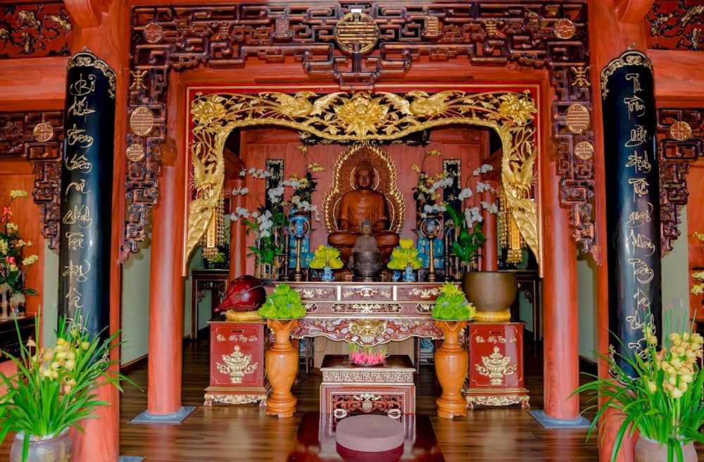 Bàn thờ Phật